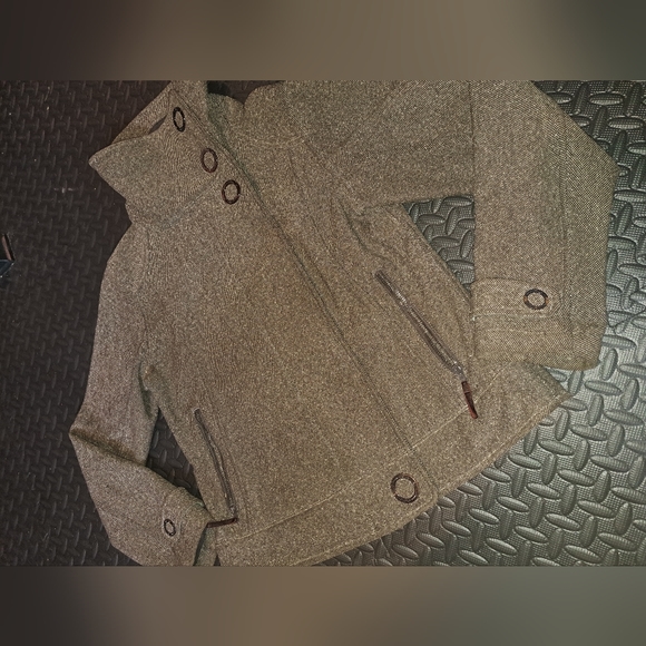 Audrey tweed Lululemon atheltica jacket - Picture 2 of 16